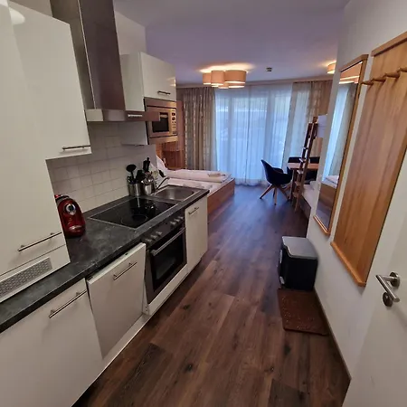 Adler Kaprun, Golf 'n' Ski&mountain Biking. *